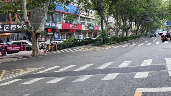 易资配 督办成功！黄河路与经四路交叉口坑洼已修复
